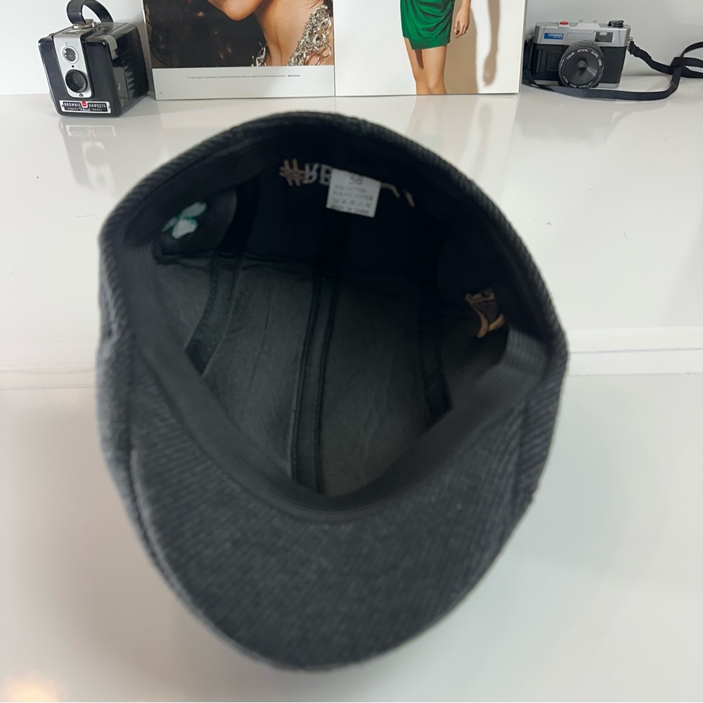 Guinness Irish Tweed Flat Cap | Black · Driving Ivy Hat - Picture 6 of 7